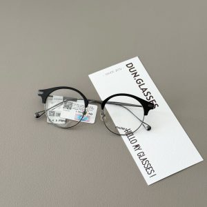 Mắt kính Parim PR 7887