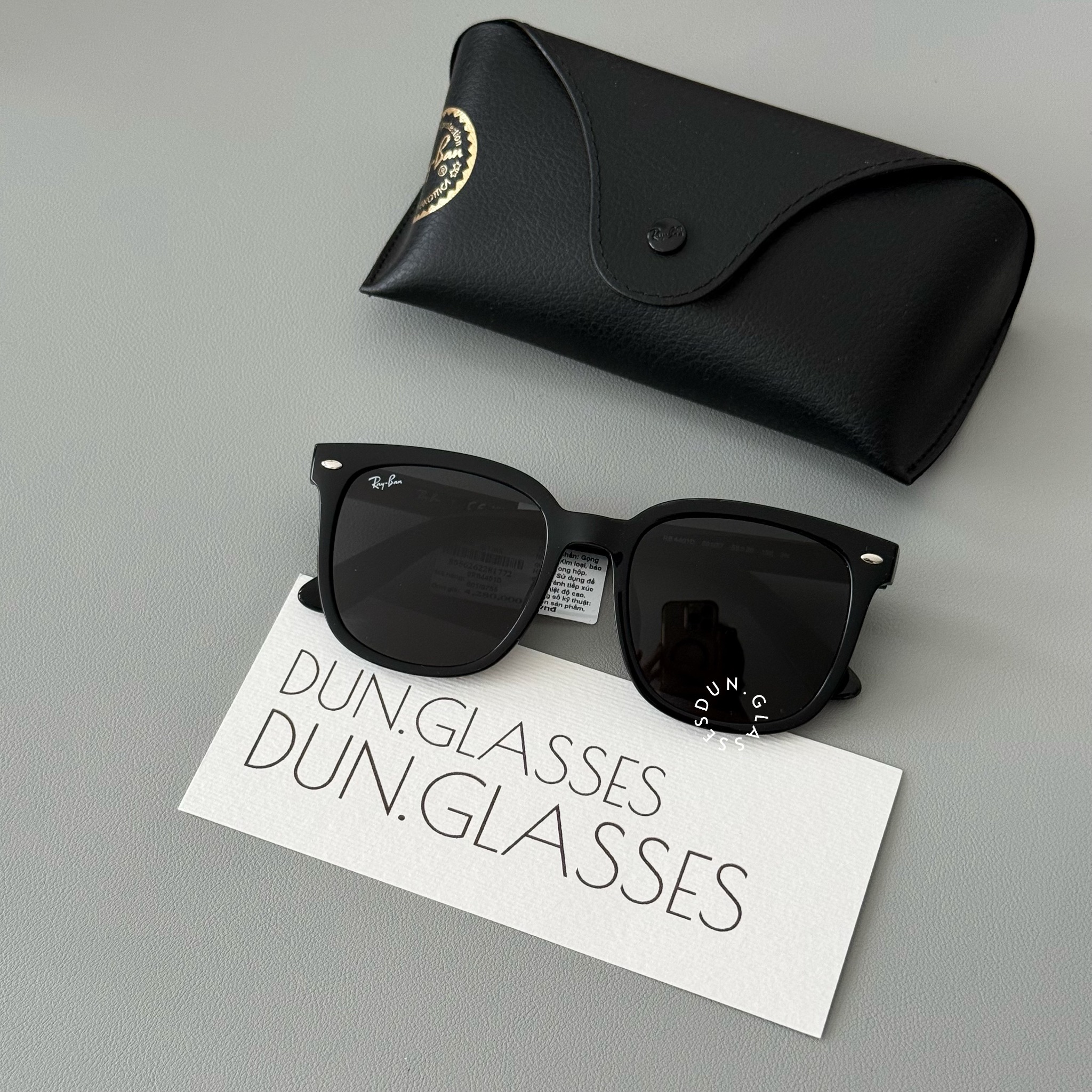 Kính mát Ray-Ban RB 4401